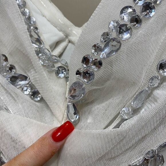 ASOS NWT Embellished Fringe Cocktail Dress In white Size 4 MSRP $295 - Picture 12 of 16